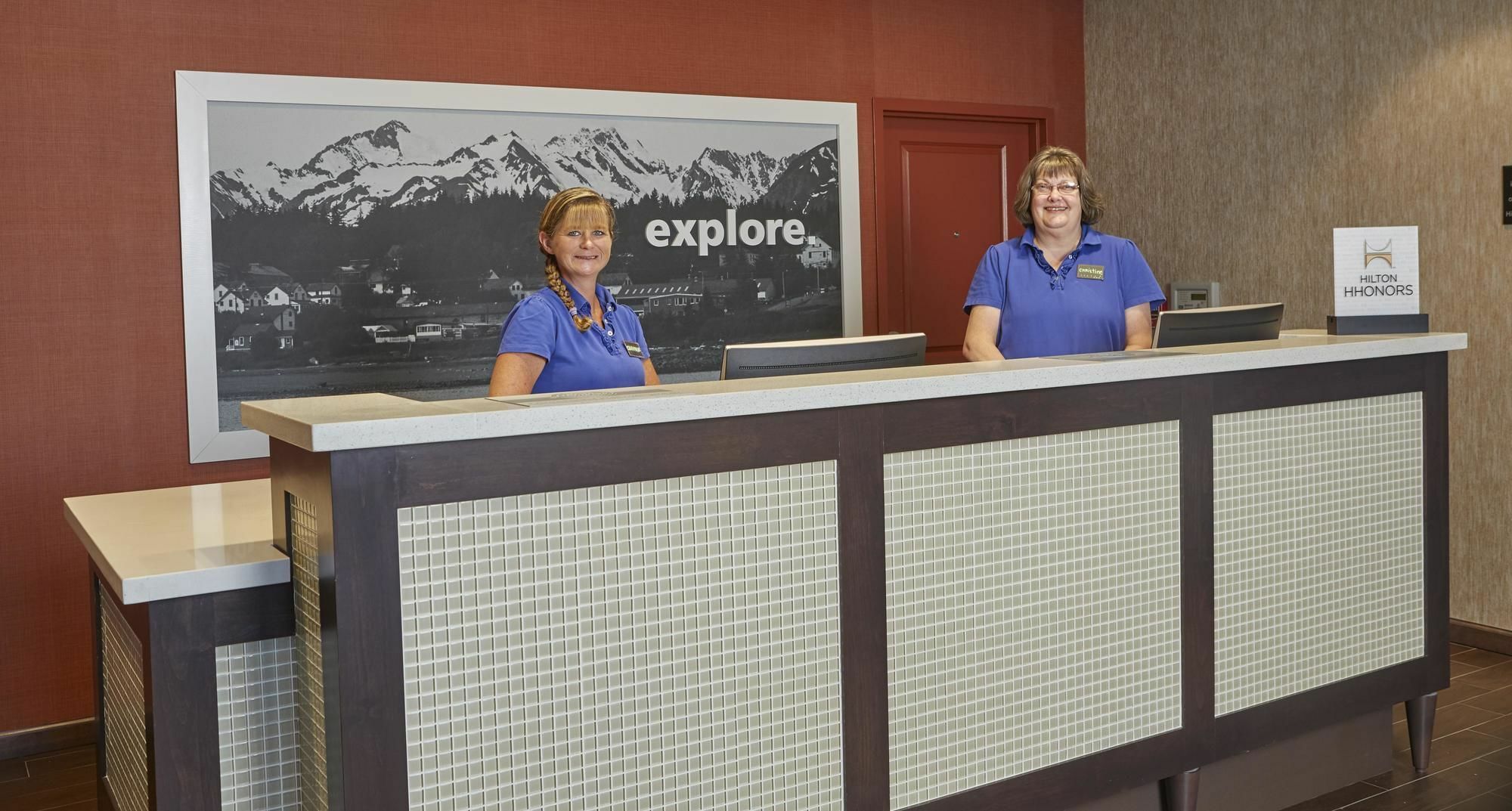 Hampton Inn & Suites Худ-Ривер Экстерьер фото